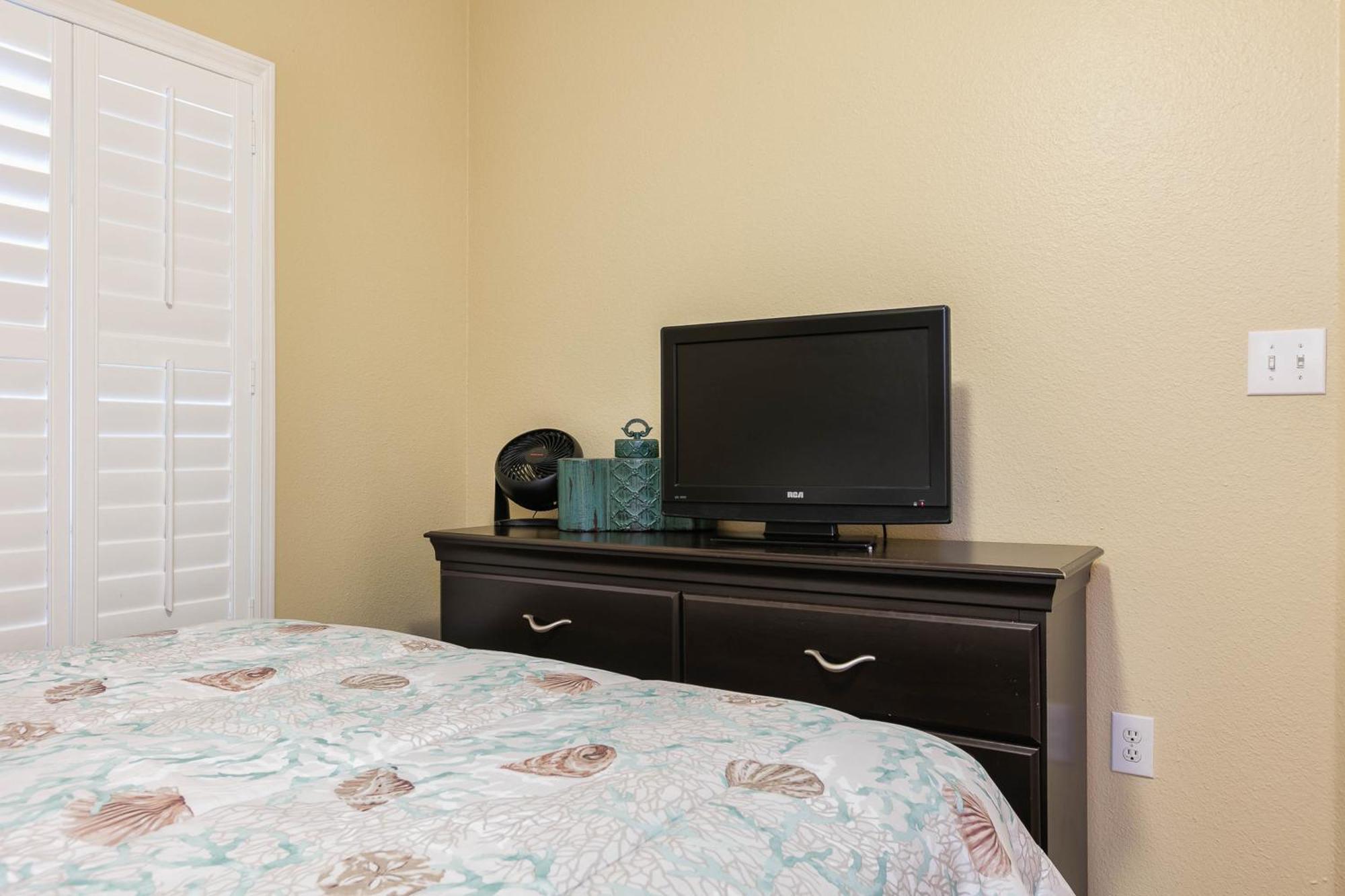 Tidewater Condominiums Orange Beach Room photo